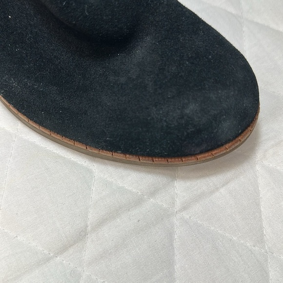 UGG Classic Black Leather Suede Ankle Boots Size 6.5  Low Block Heels 1.5 inches - Picture 13 of 13